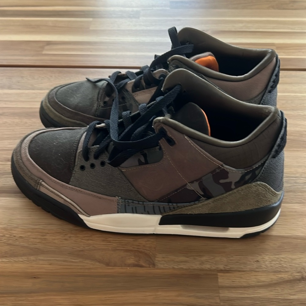 Nike Jordan1 high top - Camo size 9